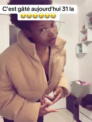 A post by @assita2042 on TikTok caption: #31 #december c’est gâté 😂😂😂ça serait gigaté même 😂😂😂