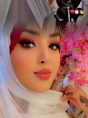 A post by @sagal_pretty on TikTok caption: #CapCut @SaMiRa🦋 @Samiya❄️ @Aisha dagan @ifka Noloshu wa❤️ @Najuu osman 