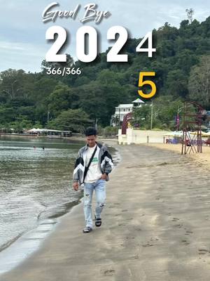 A post by @foden__18 on TikTok caption: #CapCut Hi 2025 🎉