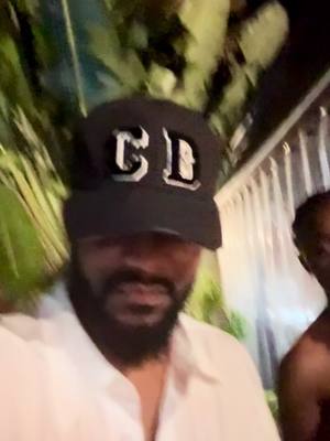 A post by @fally_ipupa01 on TikTok caption: Bonne année 2025 Gabon avec mes sœurs @shan_l241 et @creollafantastikdiva 😊👊🏾