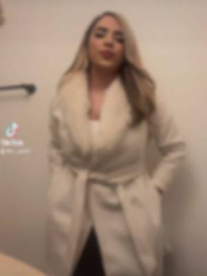 A post by @a._nicaa on TikTok caption: 🤍👸🏼#fyp #paratii #viralvideo 