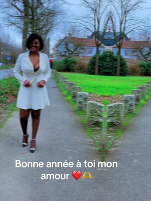 A post by @kpc687 on TikTok caption: #tiktokguinée🇬🇳 #tiktokfrance🇨🇵 #tiktokvirale #bonne année à toi mon amour 🫶❤️@Djene Dayekaba @Daye Kaba602 @Adriano @Mouctar Marietou Bar @EL Folye James @L’homme de dieu @le dynamique @Dany Alpha @M.C.bb. MON COMBAT VERRA ❤️💝 @Lakas @Le saint 🇬🇳🇬🇧🦅 @Boké_officiel 