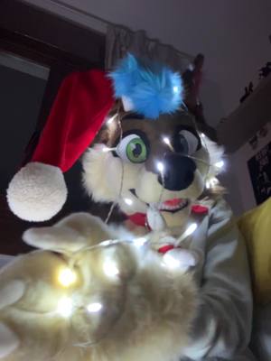 A post by @axl_studio on TikTok caption: Happy new year!  #fursuit #fursuitmaker #fursuitersofinstagram #furrycommunity #fursuiter #furry #furryfandom #furryfamily #furryitalia #fursuitmakersoftiktok 