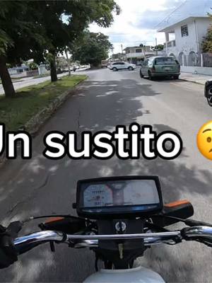 A post by @huchin_motoblogs_ on TikTok caption: Observación diarias #viral #moto #parati #200z #foryoupage #huchinmotoblogs #biker #motos #bike #observacionesdiarias 