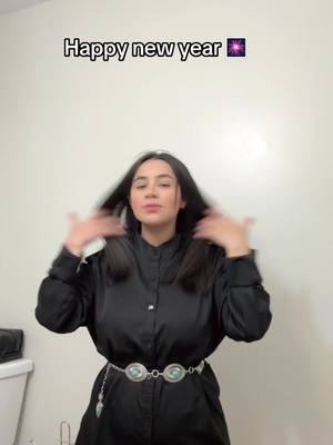 A post by @crisjp_09 on TikTok caption: Volví ☺️