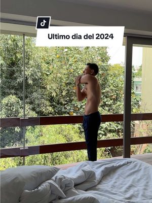 A post by @carloscastroes on TikTok caption: Vlog de fin de año ✨🫶🏼🍾 #parati #2025 