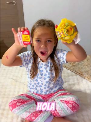 A post by @losrikifamily on TikTok caption: ¿Habéis probado estas chuches 😋❓ Os dejamos nuestra valoración 🥰🥳‼️ #probandochuches #probandoproductos #probandoprobando #chuches #gominolas #dulces 