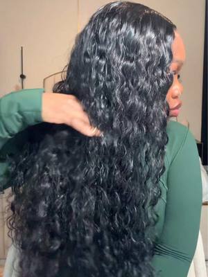 A post by @ebonyrosaa on TikTok caption: @recoolhairshop #easywiginstall #glueless 