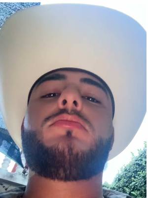 A post by @juarez__98 on TikTok caption: #barbon #guatemala🇬🇹 #jaripeo #foryour #paratiiiiiiiiiiiiiiiiiiiiiiiiiiiiiii #mood #fyp #mexico🇲🇽 #viral 