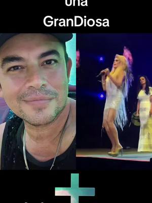 A post by @bet0_fl0res on TikTok caption: #dúo con @RocioBanquells una de las mejores voces que Mexico dio, una GranDiosa