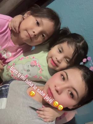 A post by @esperanzitalopez502 on TikTok caption: Mis princesas 👸 mi vida entera las princesas de mami 😍❤️🥰