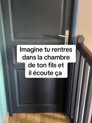 A post by @manoufishingfan on TikTok caption: Tu fais quoi à ma place ? #france🇫🇷 #culturefrancaise #patriote #chantmilitairefrançais🇫🇷 