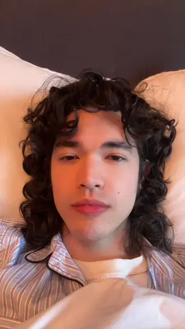 A post by @user6141013131857 on TikTok caption: wow