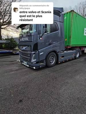 A post by @floriantrucktiktok on TikTok caption: Réponse à @billy.ipupa volvo ou scania ? #volvo #scania #duel #camion #truck #lemeilleur 