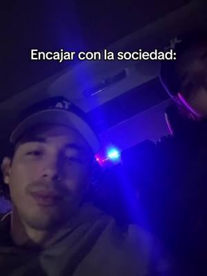 A post by @xibibrothers on TikTok caption: Invítenme con sus mamás❤️