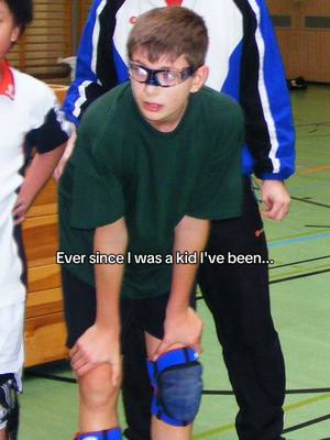 A post by @tobias_krick on TikTok caption: I miss the glasses #volleyball #fyp #GlowUp 