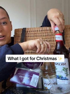 A post by @sophieclarewhite on TikTok caption: What I got for Christmas ✨ #christmaspresent #unboxing #unboxingchristmasgifts #unboxingchristmasgift #christmasgift #christmasgifting 