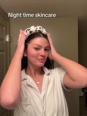 A post by @mackenzieaaliyahxo on TikTok caption: 1. Makeup remover  2. Cleanser 3. Toner 4. Tretinoin  5. Beef tallow  #skincare #getunreadywithme 