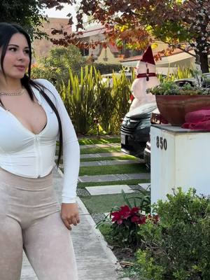 A post by @adrianaolivarez19_ on TikTok