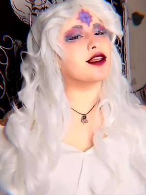 A post by @_okami1 on TikTok caption: alguien recuerda está película tan hermosa #amalthea #thelastunicorn #thelastunicorncosplay #cosplay 