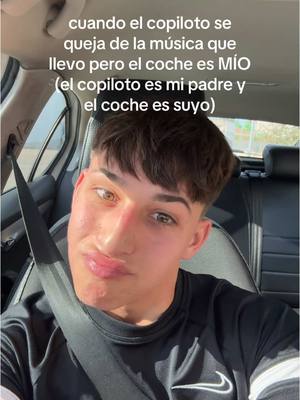 A post by @cammarroig on TikTok caption: sino no me habría sacado el carné