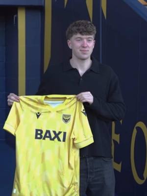 A post by @oufcreggie on TikTok caption: Welcome to Oxford, Ole Romeny🇳🇱💛 #fyp #foryou #oxford #oxfordunited #championship #oleromeny #oleterhaarromeny #utrecht #netherlands #indonesia #emmen 