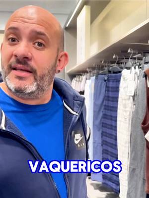 A post by @ismaelgalletero on TikTok caption: Complicado esto de comprar unos pantalones. 🤣 #risas #comedia #chistes #comediante #humor #compras 