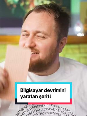 A post by @evrimagaci on TikTok caption: Bilgisayar devrimini yaratan şerit! 