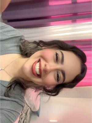 A post by @vegaafernanda on TikTok caption: Amo las canciones que parecen trabalenguas 