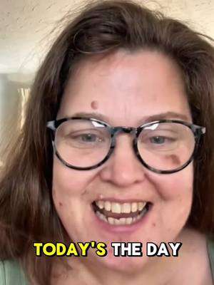 A post by @boboxxc.ddty on TikTok caption: #fypage #fypツ today is your good day