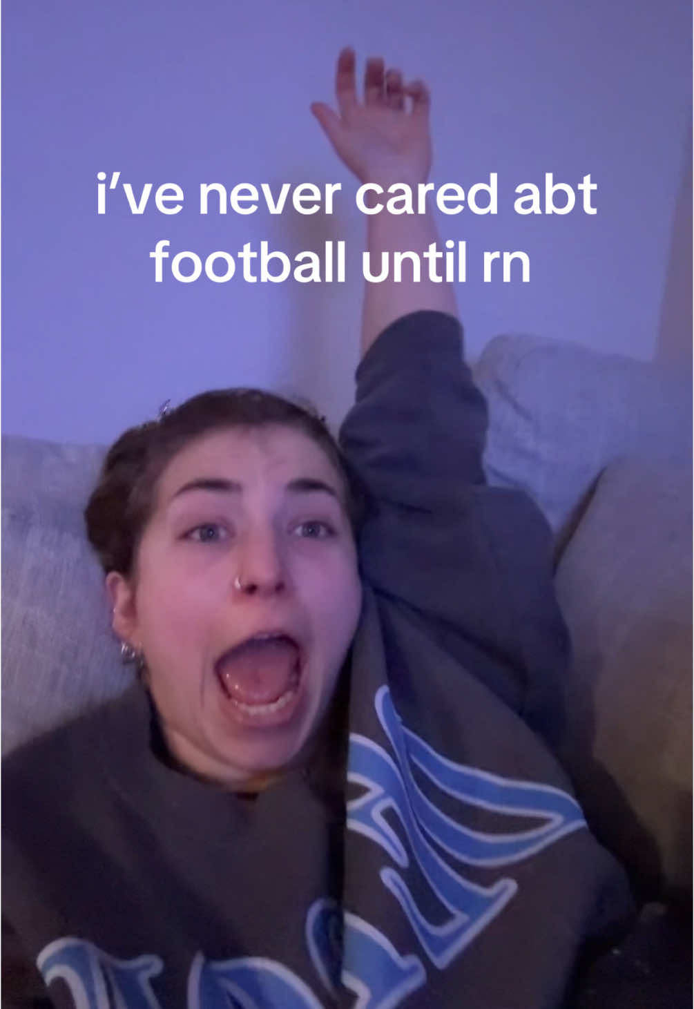 A post by @sydneyl3vy on TikTok caption: DETROIT LETS GOOOOOO 🦁🦁🦁 AYO #1 SPOT BABYYYY (i just learned what that was today)#detroit #lions #nfl #detroitlions #football 