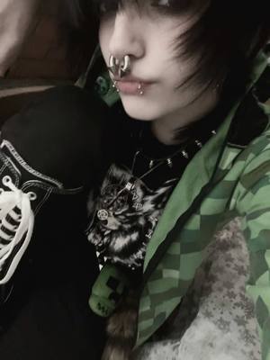 A post by @morbiddog on TikTok caption: hebehehbbbb #emo#scenekid#scemo