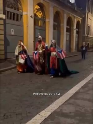 A post by @puertoricogram_ on TikTok caption: 🤴🏻🤴🏽🤴🏿🇵🇷 Los Reyes Magos de Puerto Rico En Italia 🇮🇹 ¿Qué Opinas?  🎥: (Felipe Rivera) Video 2023 #PuertoRico #PuertoRicogram #PR #Reyesmagos #NavidadBoricua