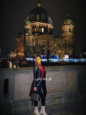 A post by @raa___hil on TikTok caption: #CapCut #berlin 🥀♥️