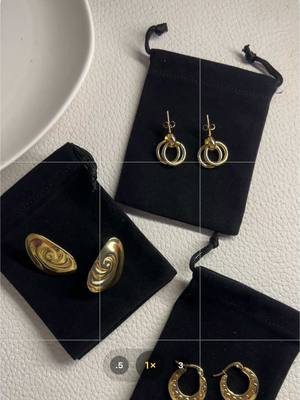 A post by @aquamalye on TikTok caption: cuál es tu estilo?⬇️👇🏻🌙 #joyeria #aretes #fyp 