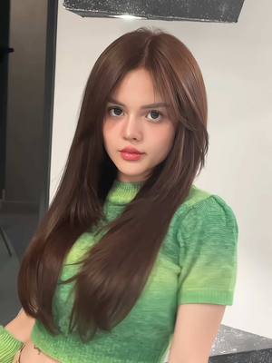 A post by @swans.hairsalon on TikTok caption: 1 màu tóc phù hợp cho tóc khoẻ đẹp #swanshairsalon #LearnOnTikTok 