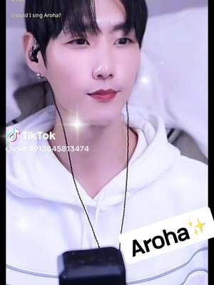 A post by @mileky0 on TikTok caption: #kpop #Aroha #squidgame #squidgame2 #korea #khost #music 