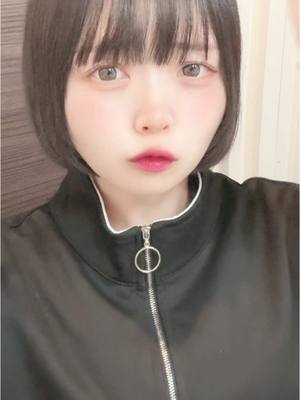 A post by @th__rin_ on TikTok caption: ばずりたいンダ‼️ #fyp #アイドル #黒髪ボブ 