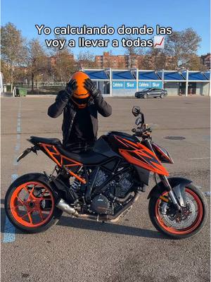 A post by @daanilv on TikTok caption: Me cabrán?😼 #fyp #parati #daanizmt #Viral #paratii #paratii #bikelife 