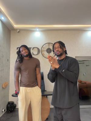 A post by @ks_bloom on TikTok caption: Avec mon jumeau 🙏🤍 @RoldryckTok 