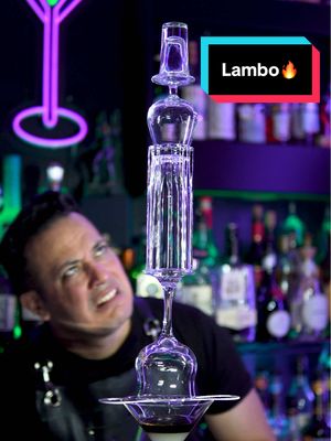 A post by @raulbartender on TikTok caption: 🤦‍♂️ El PEOR cocktail de los PEORES bares! 🔥 #raulbartender Lamborghini  #cocktail #bebidas #recetas #cocteles #cocktail #cocteleria #peoresbares #bar 