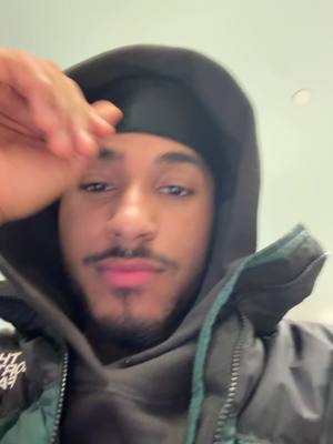 A post by @nicholaspickalous on TikTok caption: #fy #fyp #fypシ 