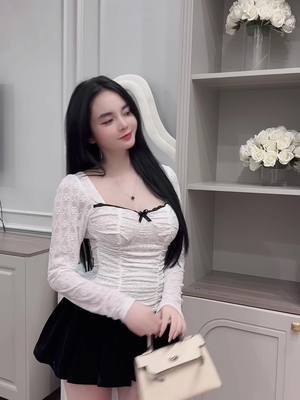 A post by @khanhthuboutique on TikTok caption: Mới mới mới 😁 #khanhthuboutique 