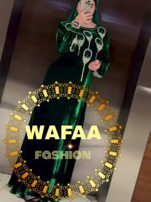 A post by @wafaa.fashion1 on TikTok caption: #شعب_الصيني_ماله_حل😂😂 #ايطاليا🇮🇹 #اوروبا_اسبانيا_ايطاليا_المانيا_هولندا #viral_video #foru 