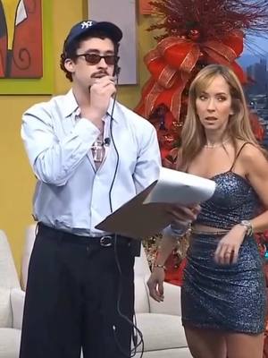 A post by @puertoricogram_ on TikTok caption: Bad Bunny hoy apareció como director del programa de @alexandrafuentes en Telemundo. 😂😂🇵🇷 (🎥 @telemundopr ) #PuertoRico #PR #BadBunny