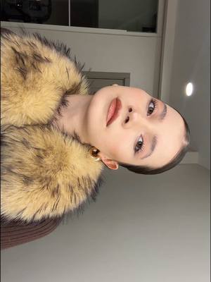 A post by @pelinyarr on TikTok caption: Espresso Lips☕️ Maybelline 05 On It dudak kalemi Clarins Water Lip Stain 12 Nyx Fat Oil Slick Click 11 In A Mood  *reklam değil 