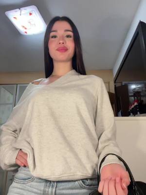 A post by @zoeiglesiass on TikTok caption: borrador ig: zoeiglesias99