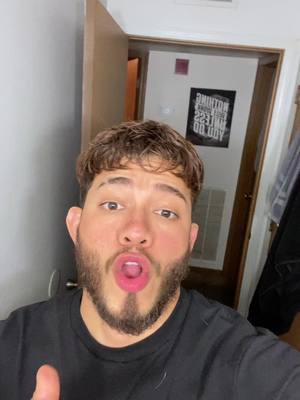 A post by @elmergali20 on TikTok caption: @Bad Bunny  el mas duro desde los siglos de los siglos😎#paratiiiiiiiiiiiiiiiiiiiiiiiiiiiiiii #foryou 