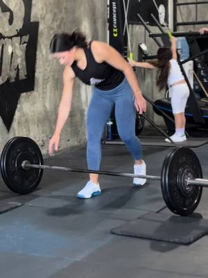 A post by @jalcibell on TikTok caption: 🥹🥹 #fyppppppppppppppppppppppp  #crossfit 