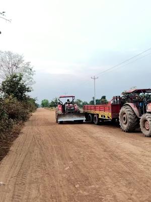 A post by @usermzp5w6plbh on TikTok caption: #M9540សុំរាបអានផងមេៗ🚜😍🥰❤️ ជួបTmតាមផ្លូវទៅកូនខ្លែង😅😂🥰